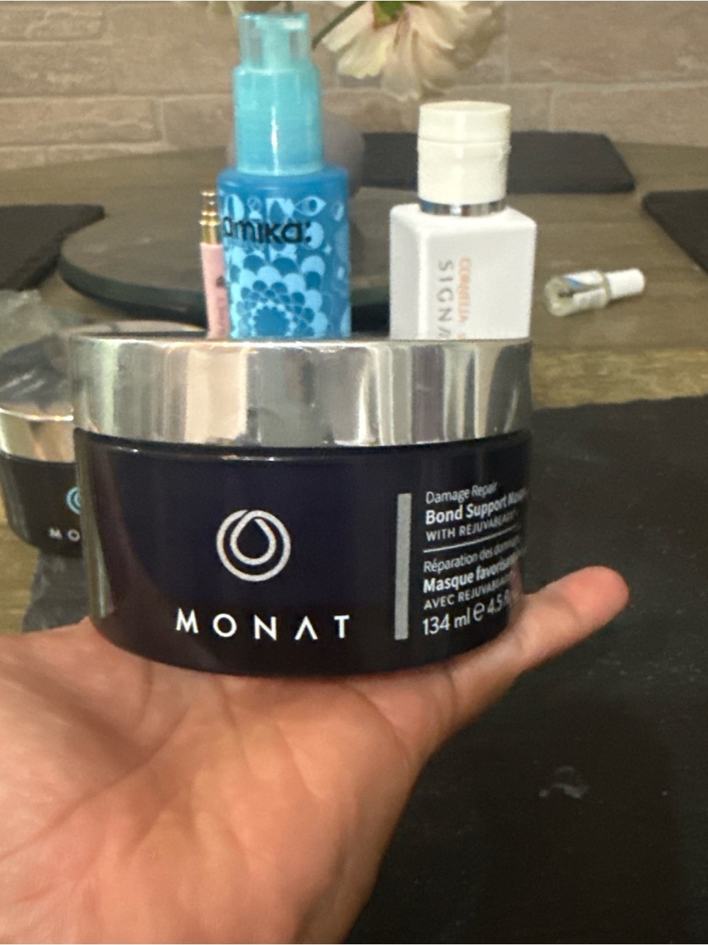 MONAT Damage Repair Bond Support Mask — Deep Nourishing Hair Mask (Black)